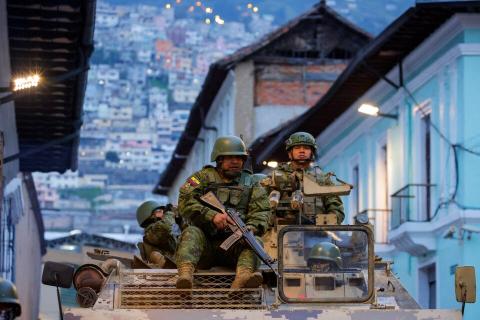 Ecuador se abre a la intervención militar de Estados Unidos