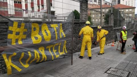 Bilbo: Antimilitaristas continúan con el derribo del cuartel militar de Juan de Garay