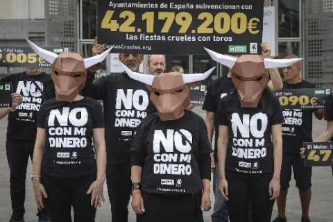 Los ayuntamientos gastan al menos 42 millones anuales en 18.000 festejos de tauromaquia menor 