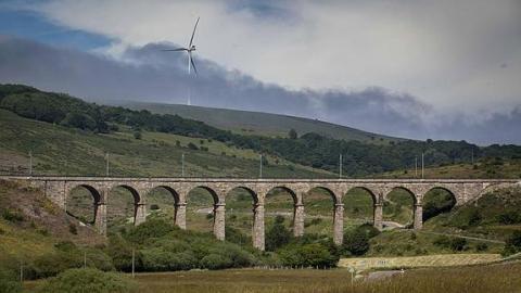 Las renovables no son la solución.Carta abierta a los compañeros ecologistas