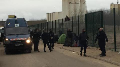 Coronavirus; Viviendas y desalojos en Calais