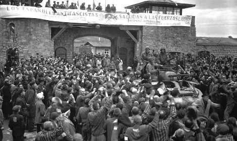 Cántabros perseguidos por los nazis: De Manuel a Antonio, pasando por Adela, 70 santanderinos en los archivos Arolsen 