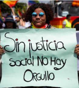 La Vorágine recuerda que «sin justicia social no hay orgullo» tras recibir el premio Aleguita