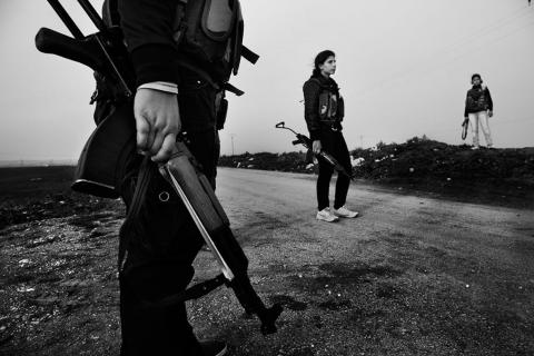 Entrevista a una militante anarquista y feminista de Catalunya, combatiente de las YPJ que participó en la resistencia de Serekaniye.